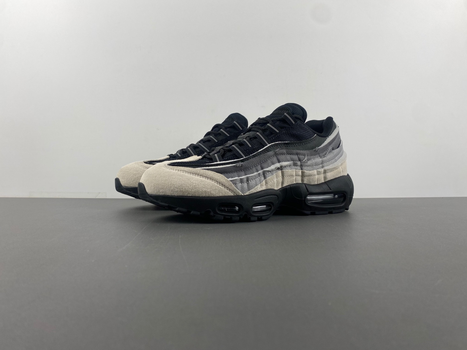 Comme des Garçons x Nike Air Max 95 Charcoal CU8406-101