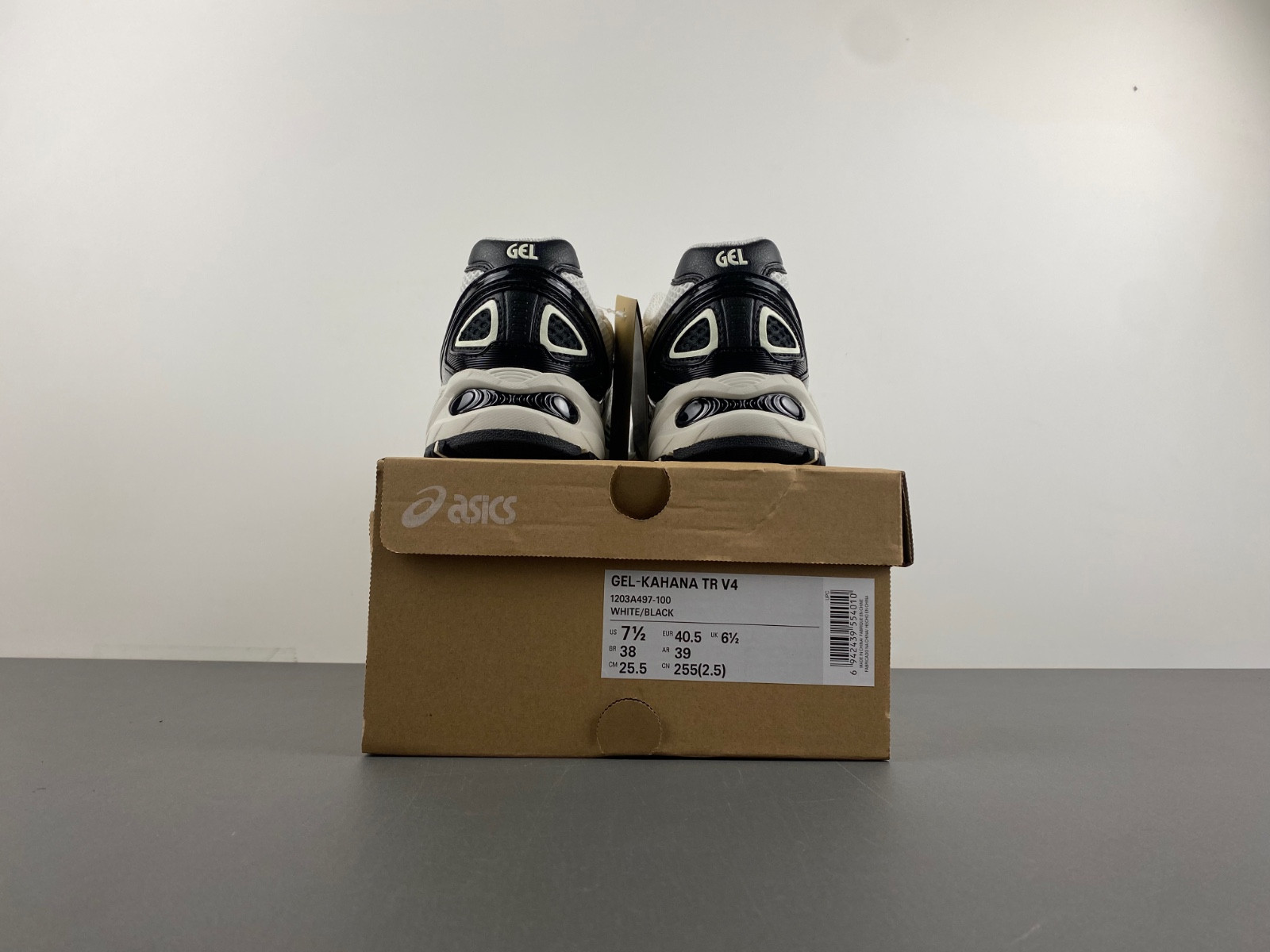 As*ic*s gel-kahana tr v4 