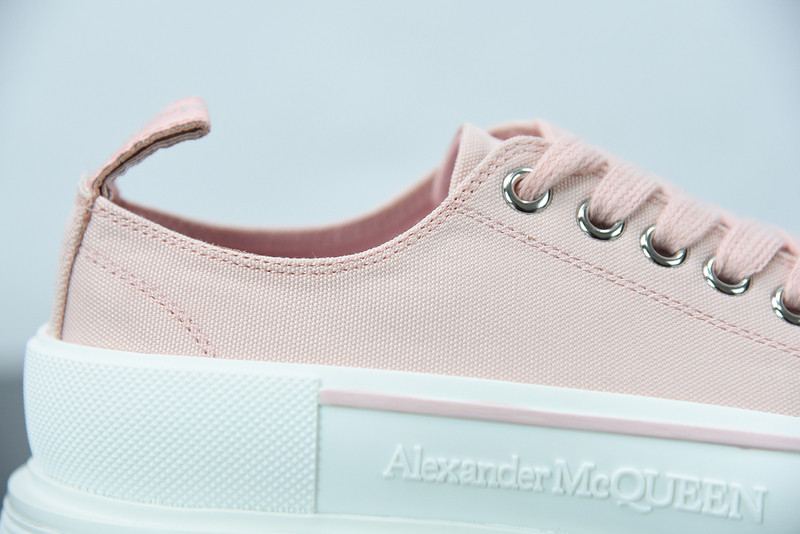 alexer mceen sneakers