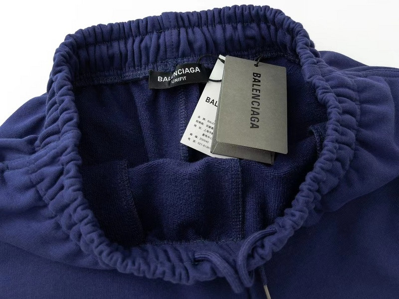 Ba*len*cia*ga clothes