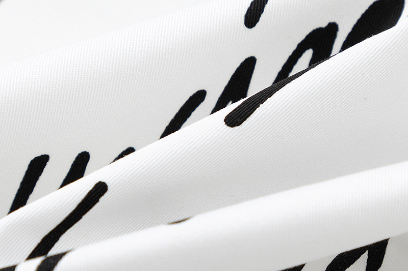 Ba*len*cia*ga clothes