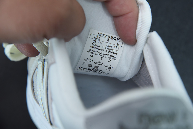 new balance sneaker m7709cv