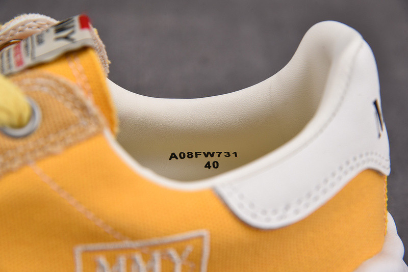 Ma*s*n mihara yasuhiro sneaker