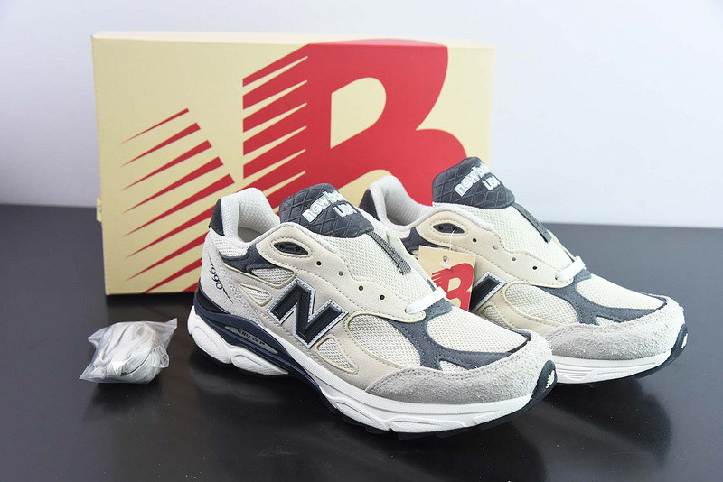 new balance sneaker